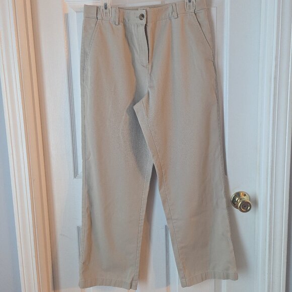 L L Bean classic fit khaki slacks - 10P - Picture 1 of 4